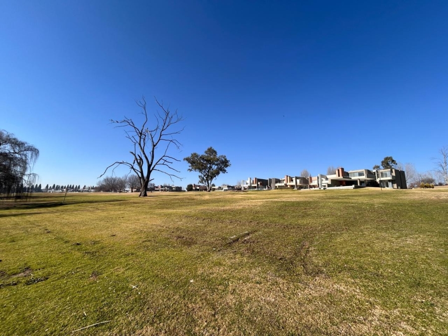 5 Bedroom Property for Sale in Waterford Golf and River Estate Free State